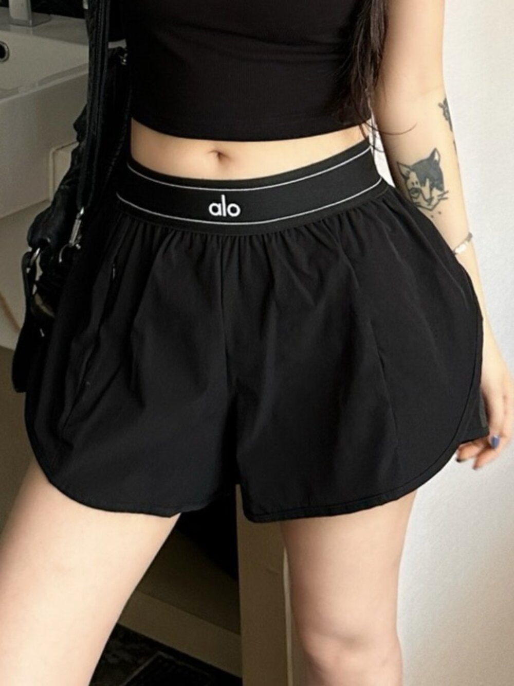 🏃ALO Yoga Match Point Shorts Classic Black (Running & Fitness)High Waist